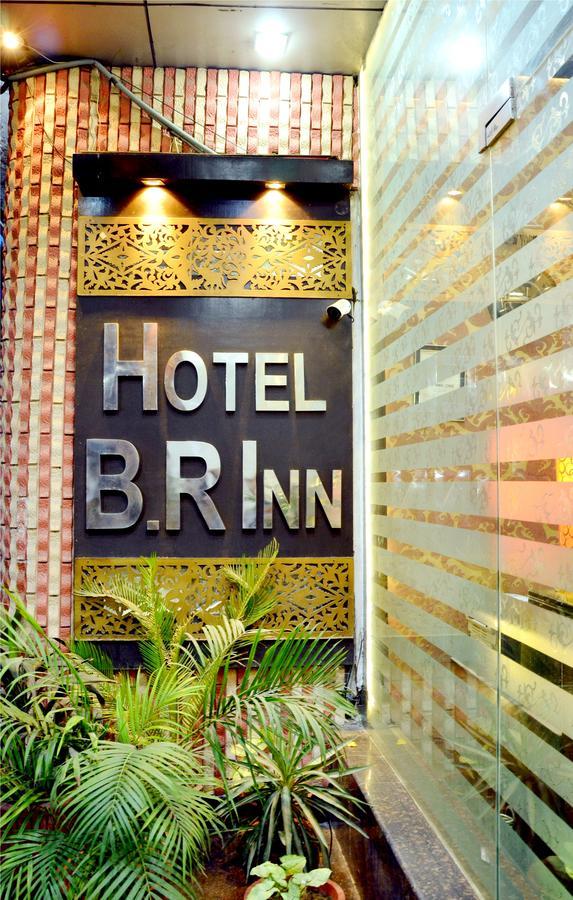 Hotel B.R. Inn Panipat Екстер'єр фото